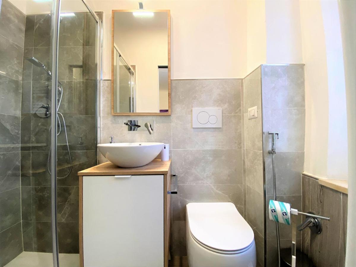 Casa Stella- A Due Passi Dal Corso Di Siena Apartment ภายนอก รูปภาพ