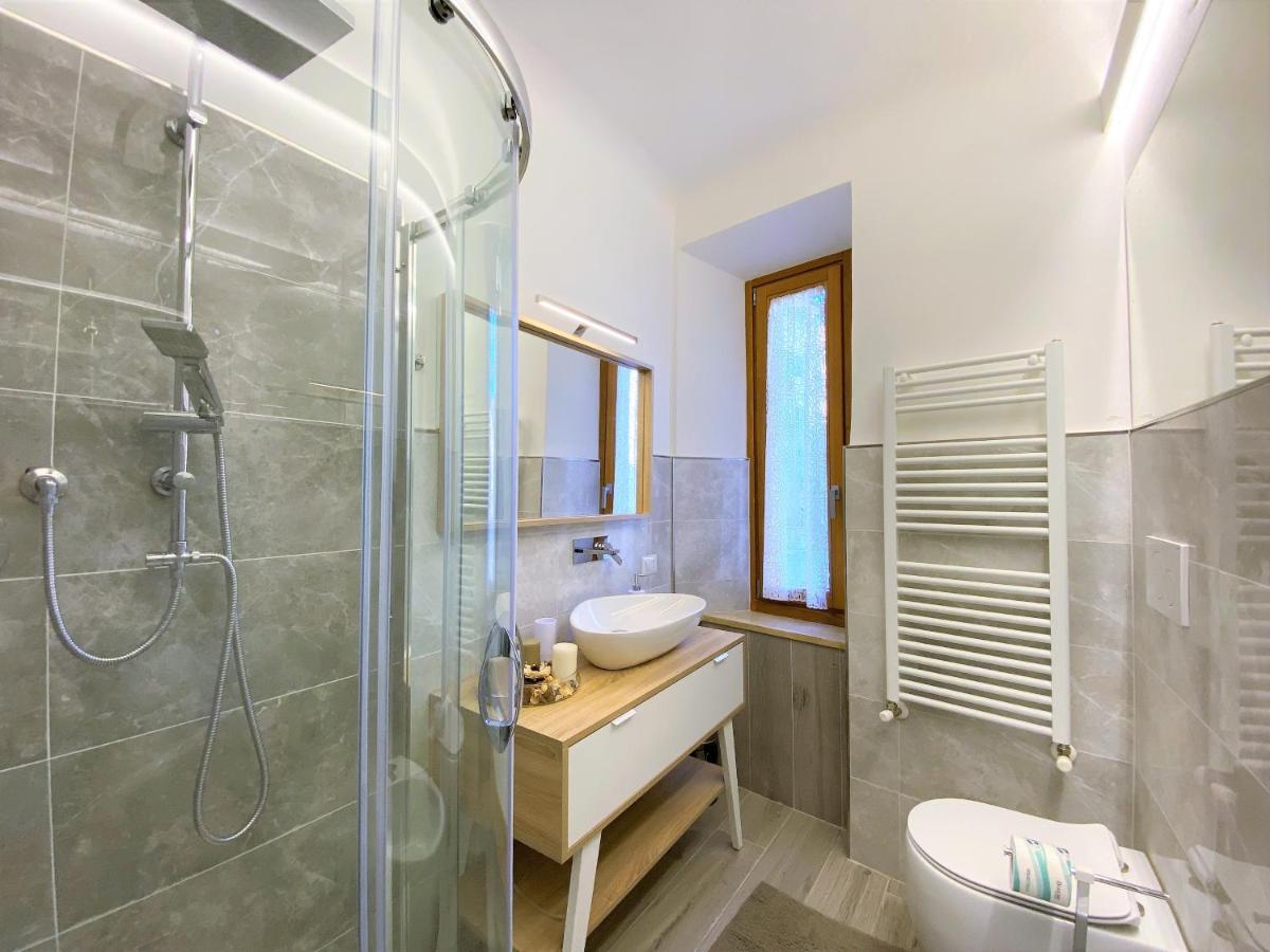 Casa Stella- A Due Passi Dal Corso Di Siena Apartment ภายนอก รูปภาพ